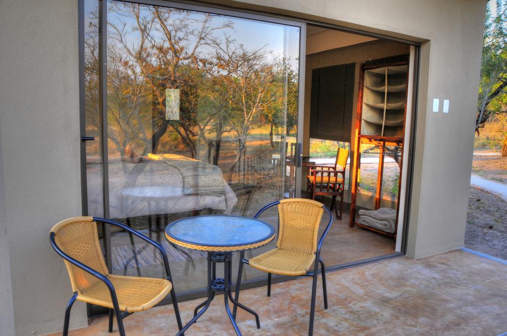 Cheetah Paw Eco Lodge Guernsey Nature Reserve Room photo