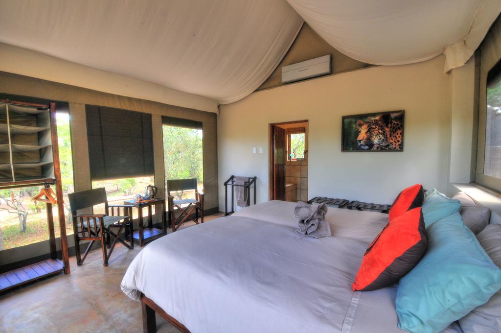 Cheetah Paw Eco Lodge Guernsey Nature Reserve Exterior photo